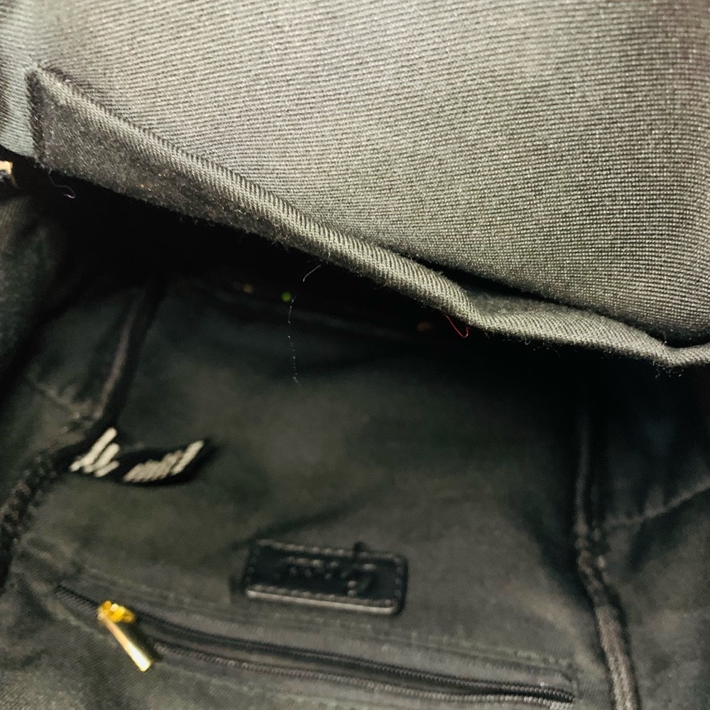 Mini “Exclusive” Back Pack - Picture 4 of 6
